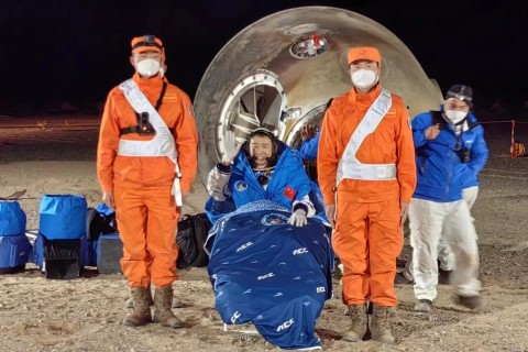 Chinesische Astronauten nach sechs Monaten zurück auf Erde